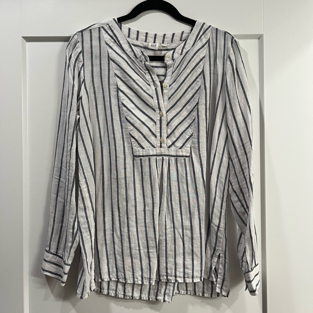 GAP Women's Striped White and Navy Top